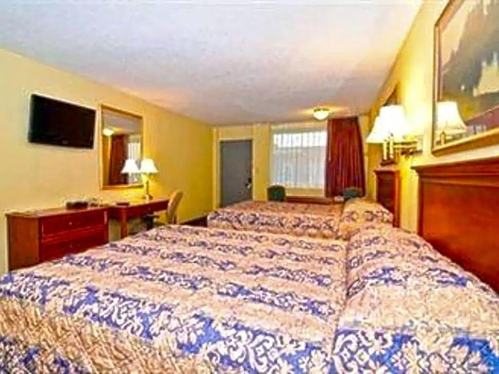 Surestay Hotel Salina Exterior photo