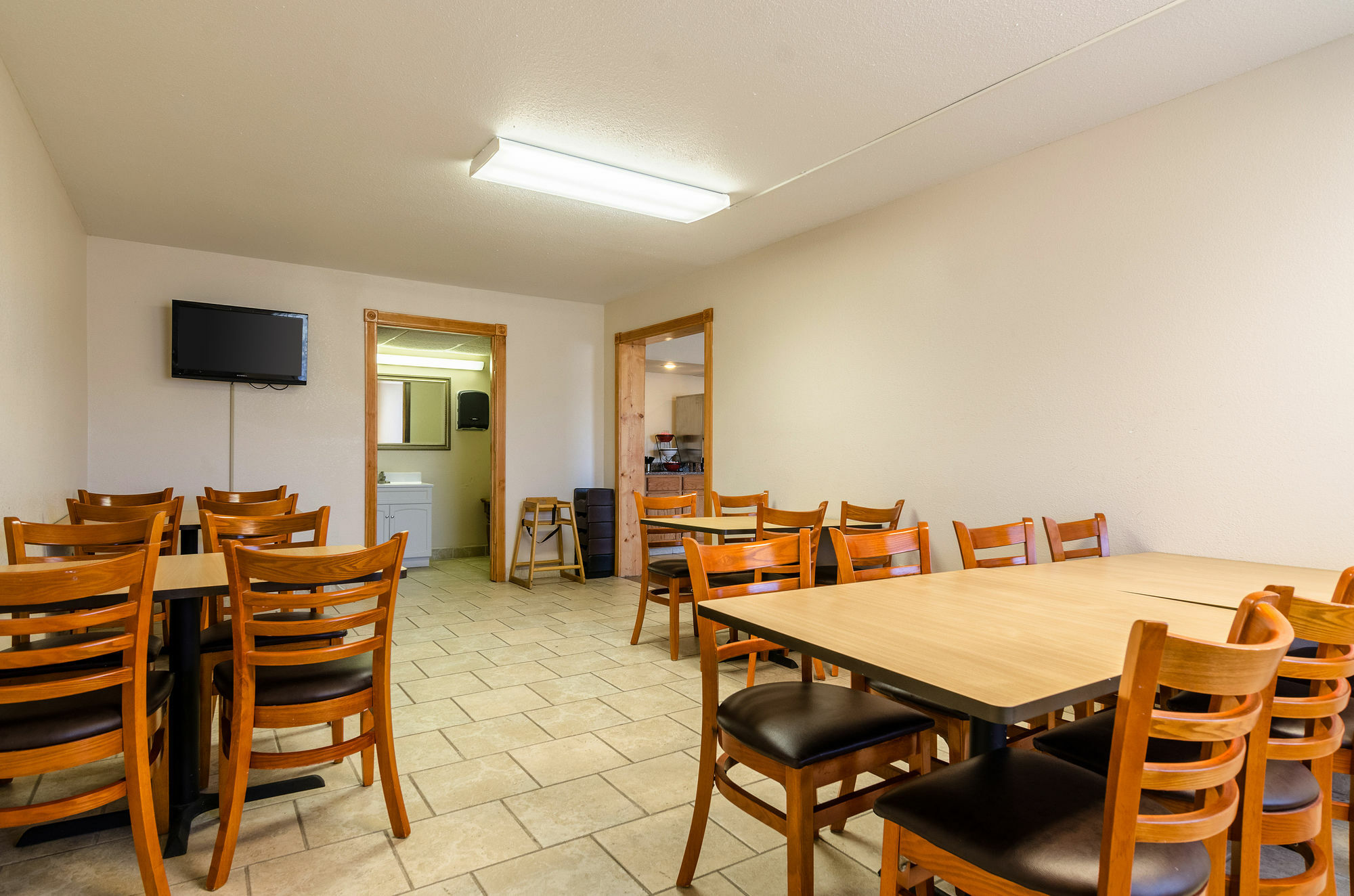 Surestay Hotel Salina Exterior photo