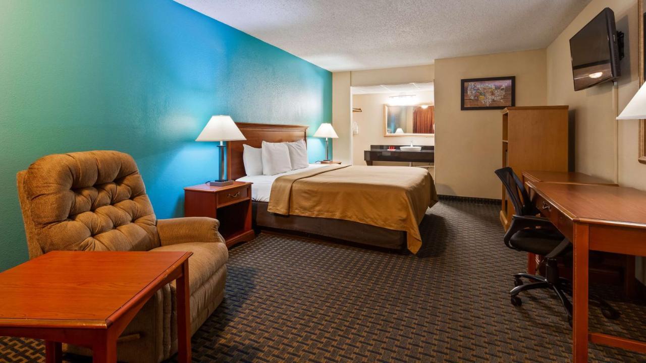 Surestay Hotel Salina Exterior photo