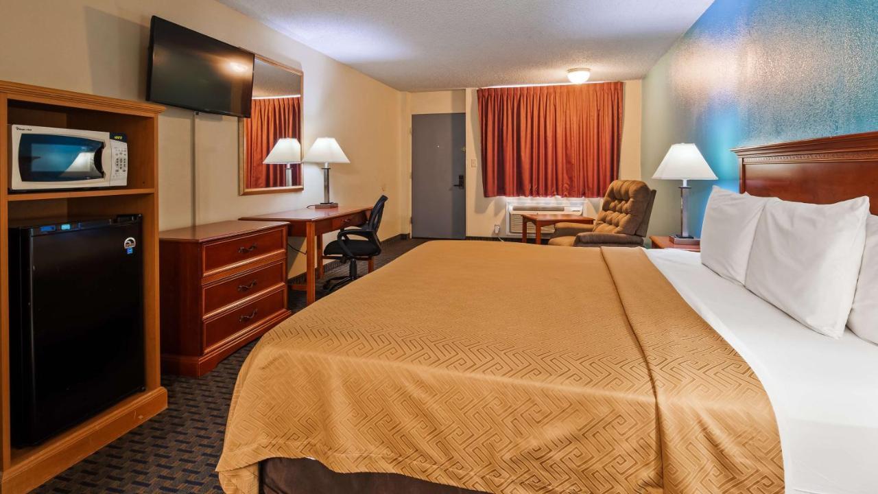 Surestay Hotel Salina Exterior photo
